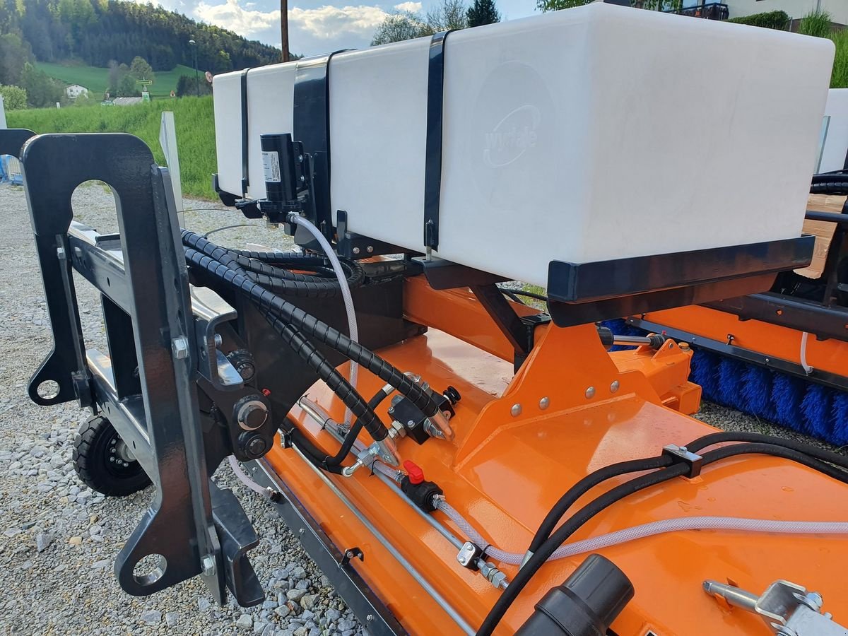 Kehrmaschine of the type Padagas PROFI H KEHRMASCHINE Traktor Radlader Tuchel Bem, Neumaschine in Aigen-Schlägl (Picture 14)