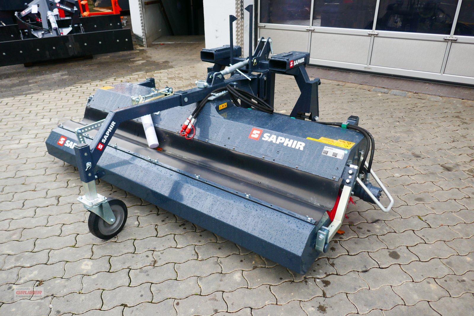 Kehrmaschine tip Saphir GKM 231 inkl. Kombiaufnahme (Euro, Dreipunkt, Staplergabel), Neumaschine in Dorfen (Poză 9)