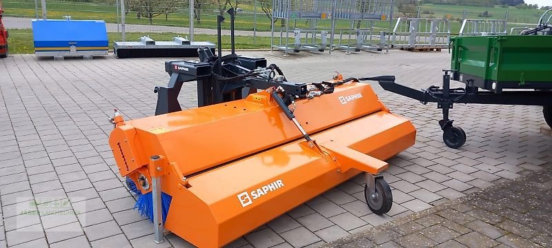 Kehrmaschine za tip Saphir MKM 25/Kehrmaschine/EURO-Aufnahme/2.50 m/Traktor, Neumaschine u Gerstetten (Slika 1)