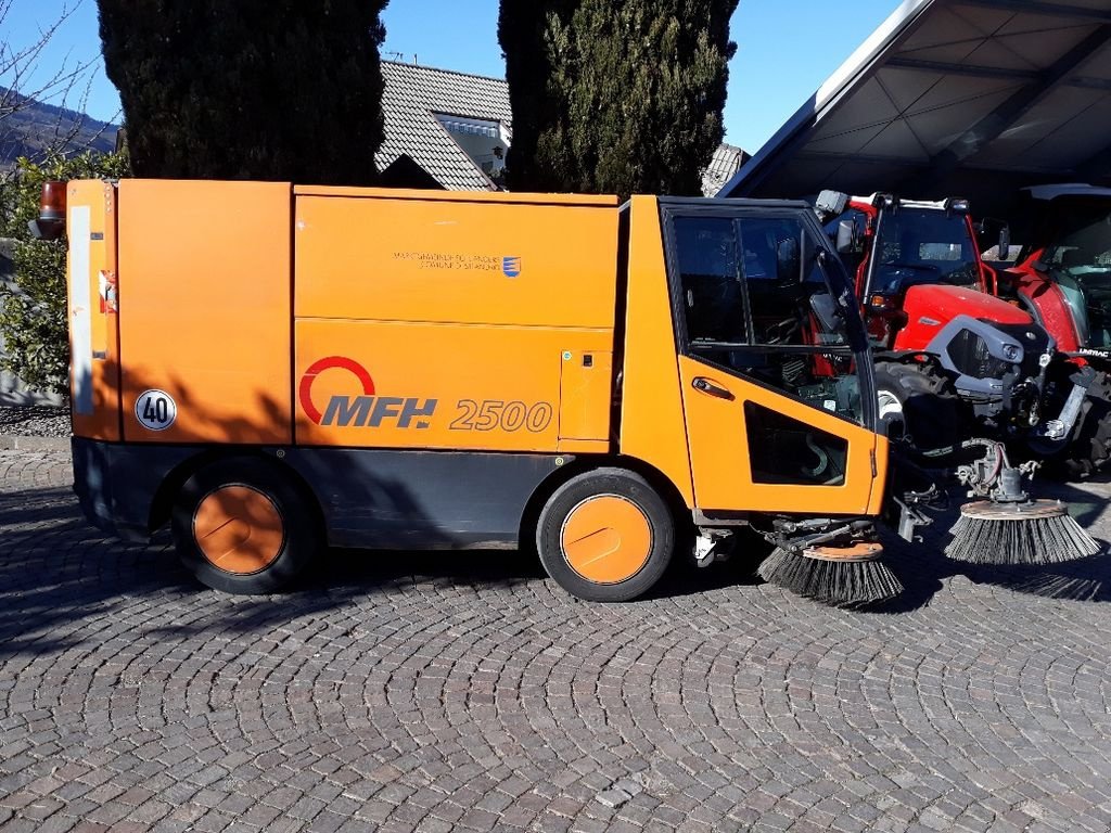 Kehrmaschine tip Sonstige 2500 - GA869, Gebrauchtmaschine in Eppan (BZ) (Poză 3)