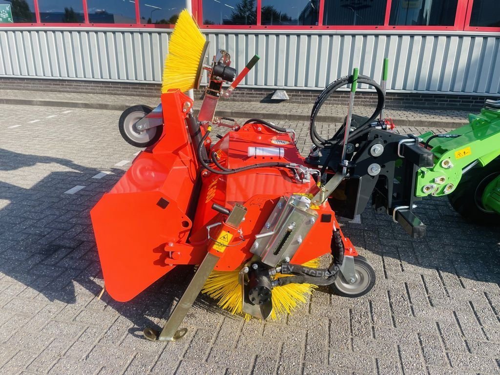 Kehrmaschine van het type Sonstige ADLER K600-150 Veegmachine / Kehrmaschine, Neumaschine in BOEKEL (Foto 5)