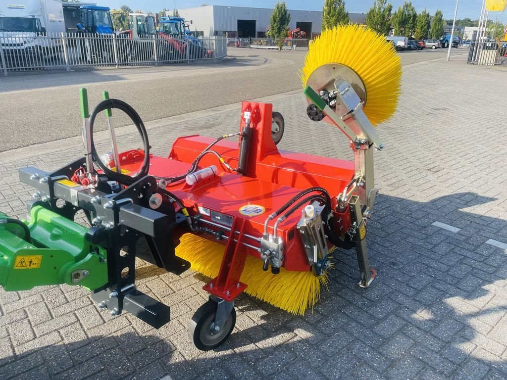 Kehrmaschine van het type Sonstige ADLER K600-150 Veegmachine / Kehrmaschine, Neumaschine in BOEKEL (Foto 2)