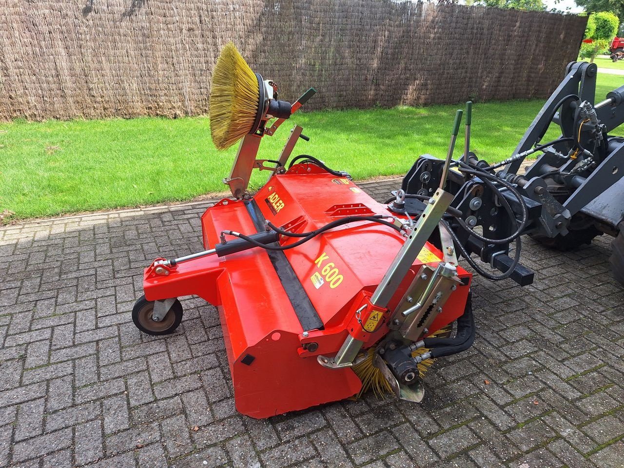 Kehrmaschine van het type Sonstige ADLER K600 150, Gebrauchtmaschine in Wenum Wiesel (Foto 5)