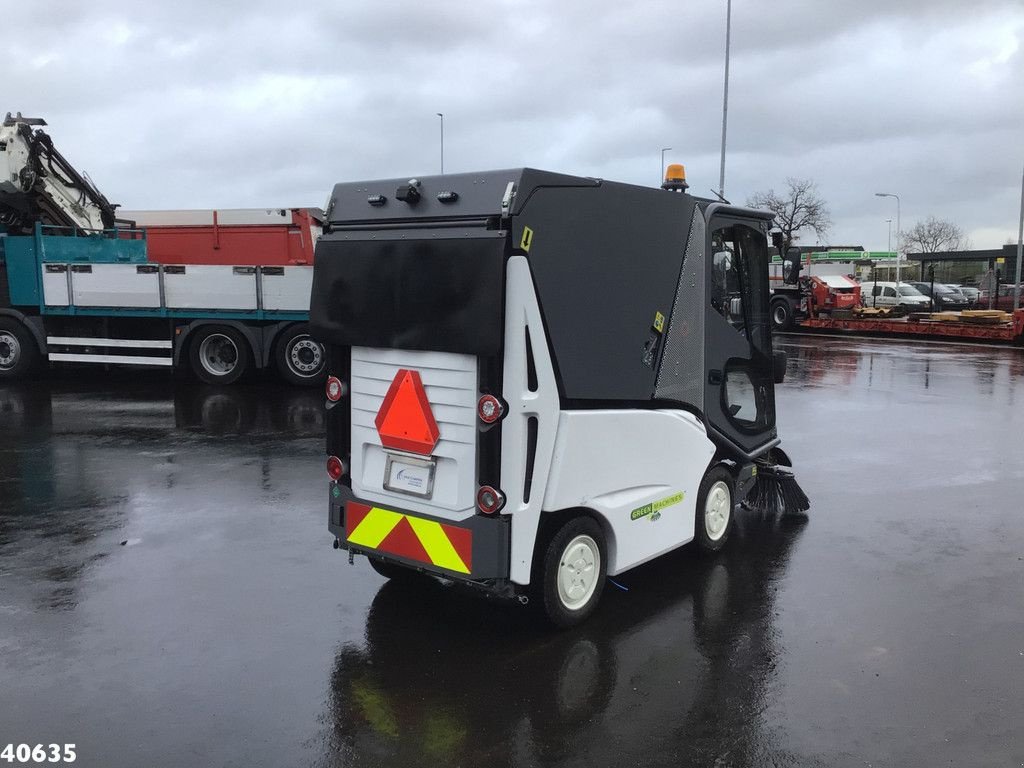 Kehrmaschine van het type Sonstige Green machine GM500H2 Hydrogen Waterstof Sweeper, Gebrauchtmaschine in ANDELST (Foto 3)