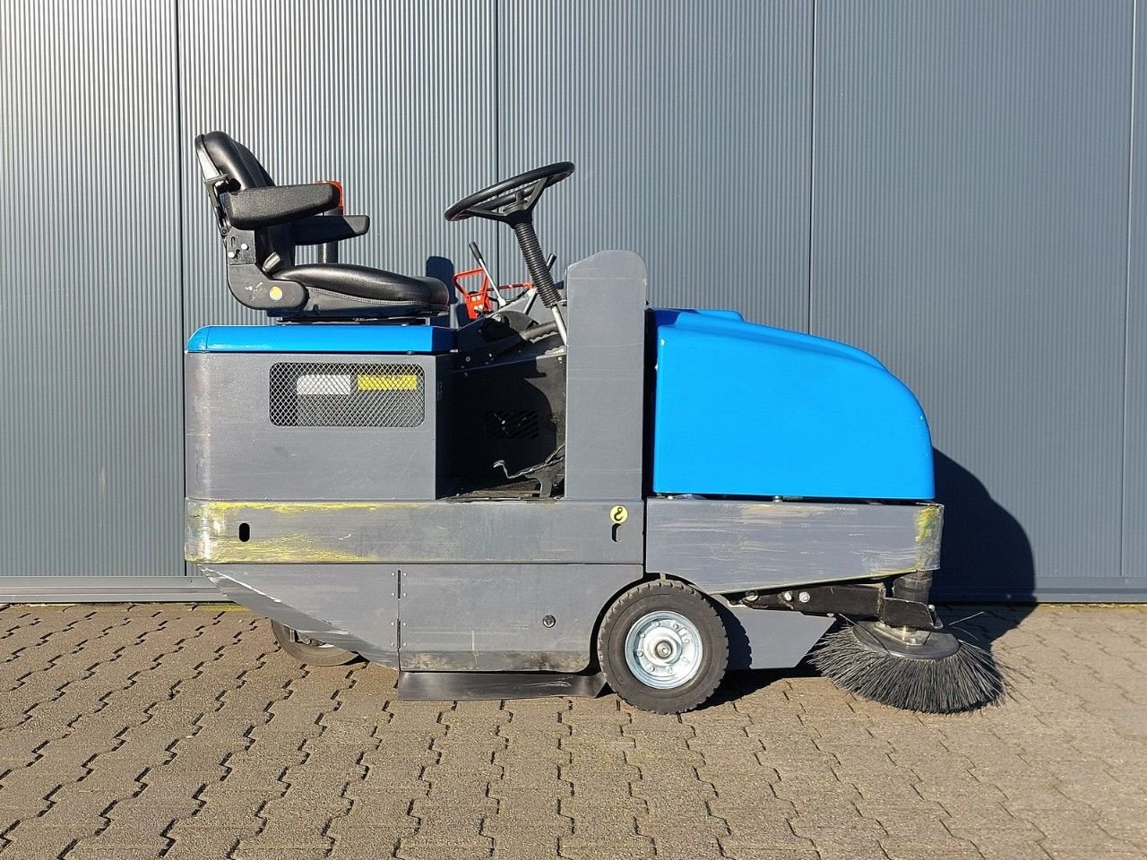 Kehrmaschine van het type Sonstige Isal PB 115 E, Gebrauchtmaschine in Barneveld (Foto 2)