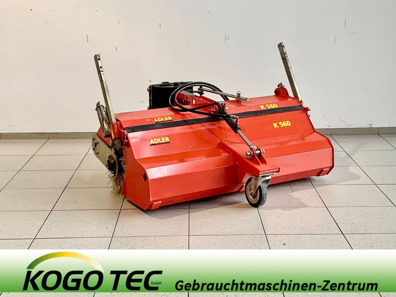 Kehrmaschine del tipo Sonstige K560, Gebrauchtmaschine en Neubeckum (Imagen 1)