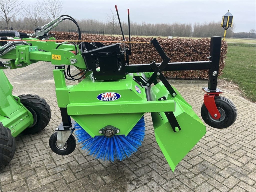 Kehrmaschine tip Sonstige M Sweep HSTV600 125 cm Veegborstel met opvang, Gebrauchtmaschine in Erichem (Poză 4)