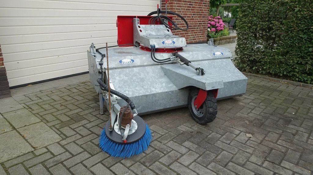 Kehrmaschine типа Sonstige M Sweep Rolbezem met 2e bezem HSTV600P 175 Cm, Gebrauchtmaschine в IJsselmuiden (Фотография 2)