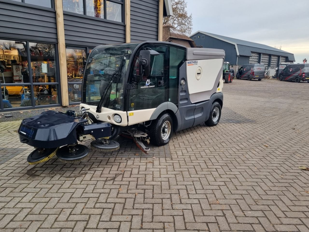 Kehrmaschine van het type Sonstige MATHIEU MATHIEU AZURA CONCEPT, Gebrauchtmaschine in Lunteren (Foto 2)