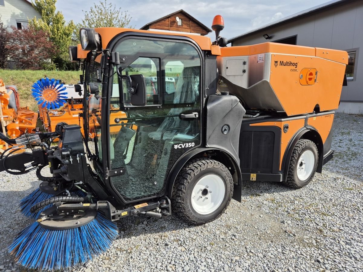 Kehrmaschine des Typs Sonstige MULTIHOG CV 350 Kehrmaschine Geräteträger Winter, Neumaschine in Aigen-Schlägl (Bild 1)