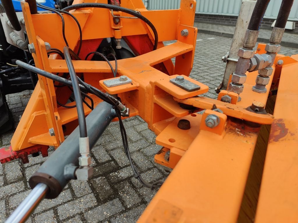 Kehrmaschine del tipo Sonstige Nesbo HF1600S Veegmachine, Gebrauchtmaschine In BOEKEL (Immagine 10)