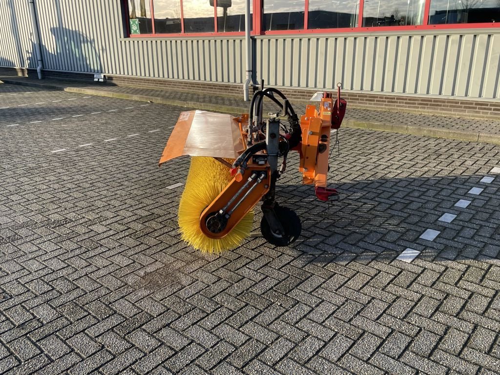 Kehrmaschine typu Sonstige Nesbo Veegmachine HF1600S, Gebrauchtmaschine v BOEKEL (Obrázek 3)