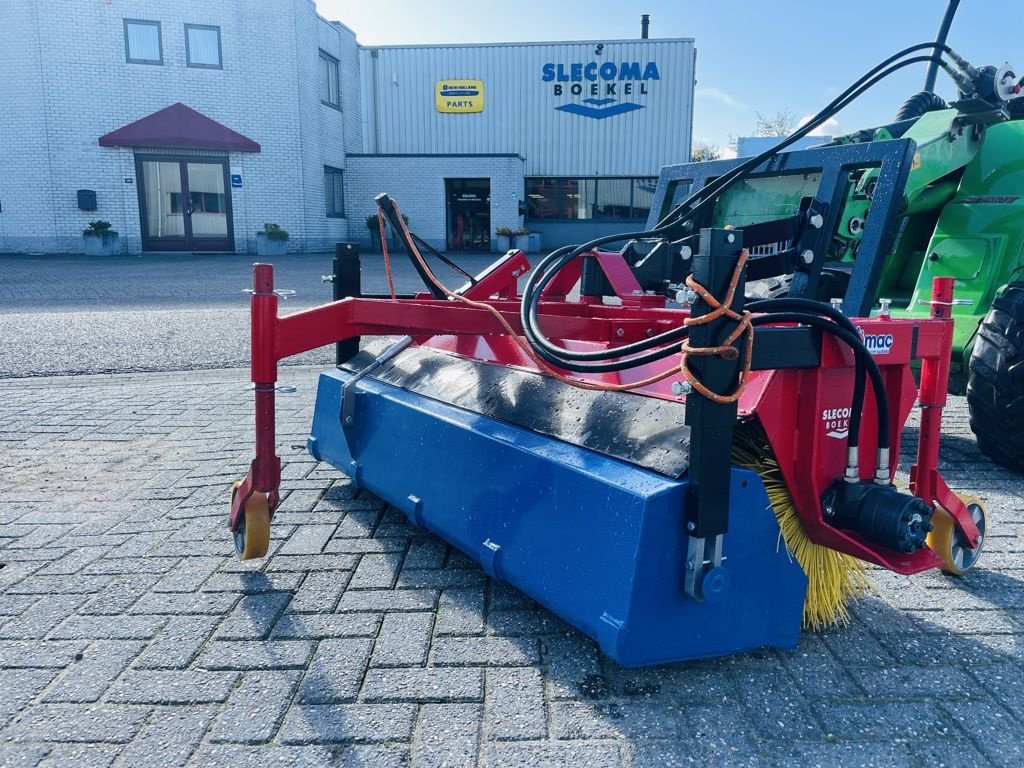 Kehrmaschine a típus Sonstige Qmac Veegmachine 1.50 met parallel shovel, Gebrauchtmaschine ekkor: BOEKEL (Kép 1)