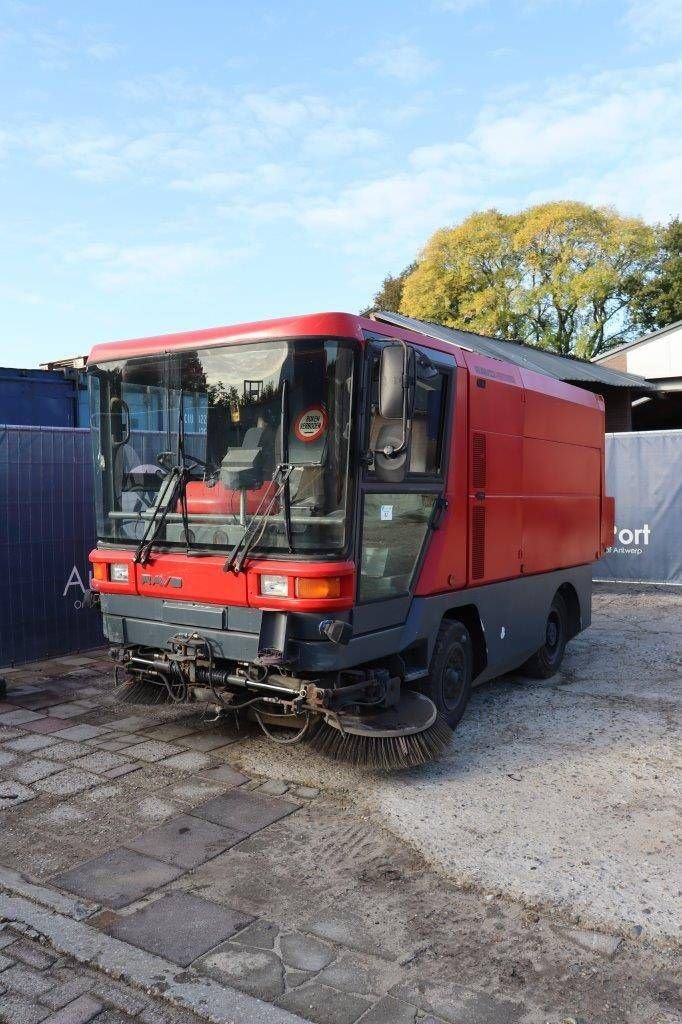 Kehrmaschine van het type Sonstige Ravo 5002, Gebrauchtmaschine in Antwerpen (Foto 10)