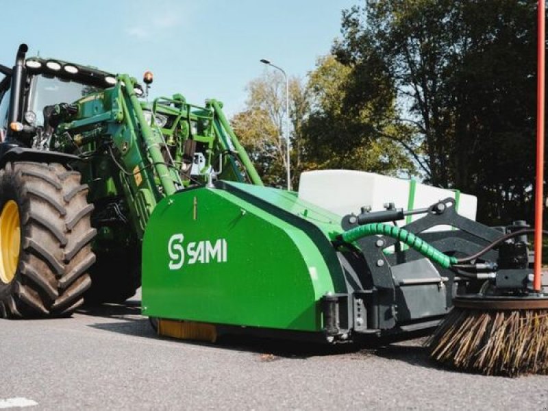 Kehrmaschine типа Sonstige Sami Kehrmaschine CB 2000, Gebrauchtmaschine в Waidhofen an der Thaya (Фотография 1)