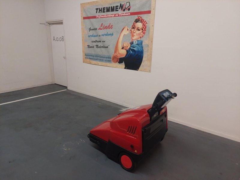 Kehrmaschine типа Sonstige Teknova M900ET, Gebrauchtmaschine в Leeuwarden