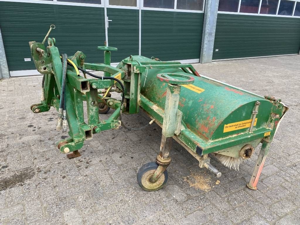 Kehrmaschine del tipo Sonstige Veger FKM 220, Gebrauchtmaschine In Roosendaal (Immagine 7)