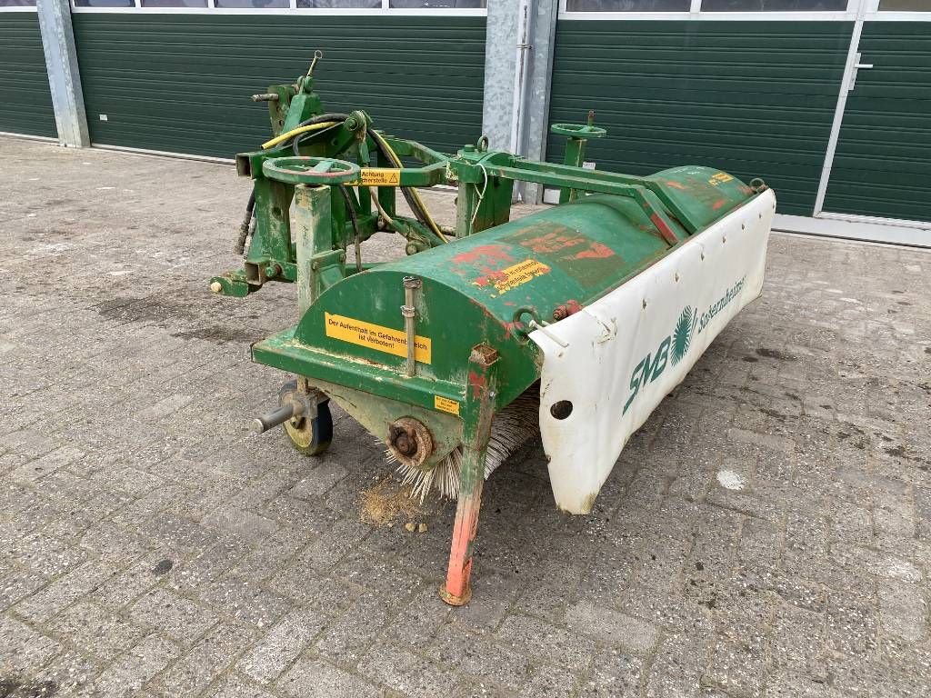 Kehrmaschine des Typs Sonstige Veger FKM 220, Gebrauchtmaschine in Roosendaal (Bild 3)