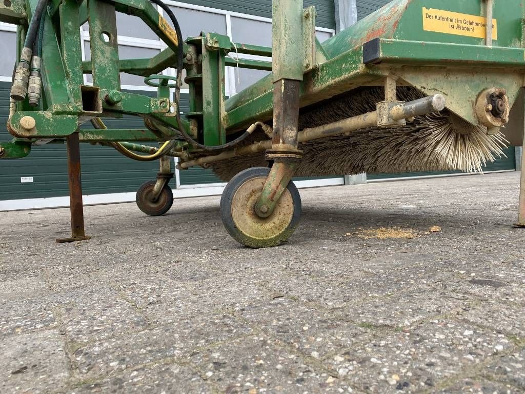 Kehrmaschine van het type Sonstige Veger FKM 220, Gebrauchtmaschine in Roosendaal (Foto 10)