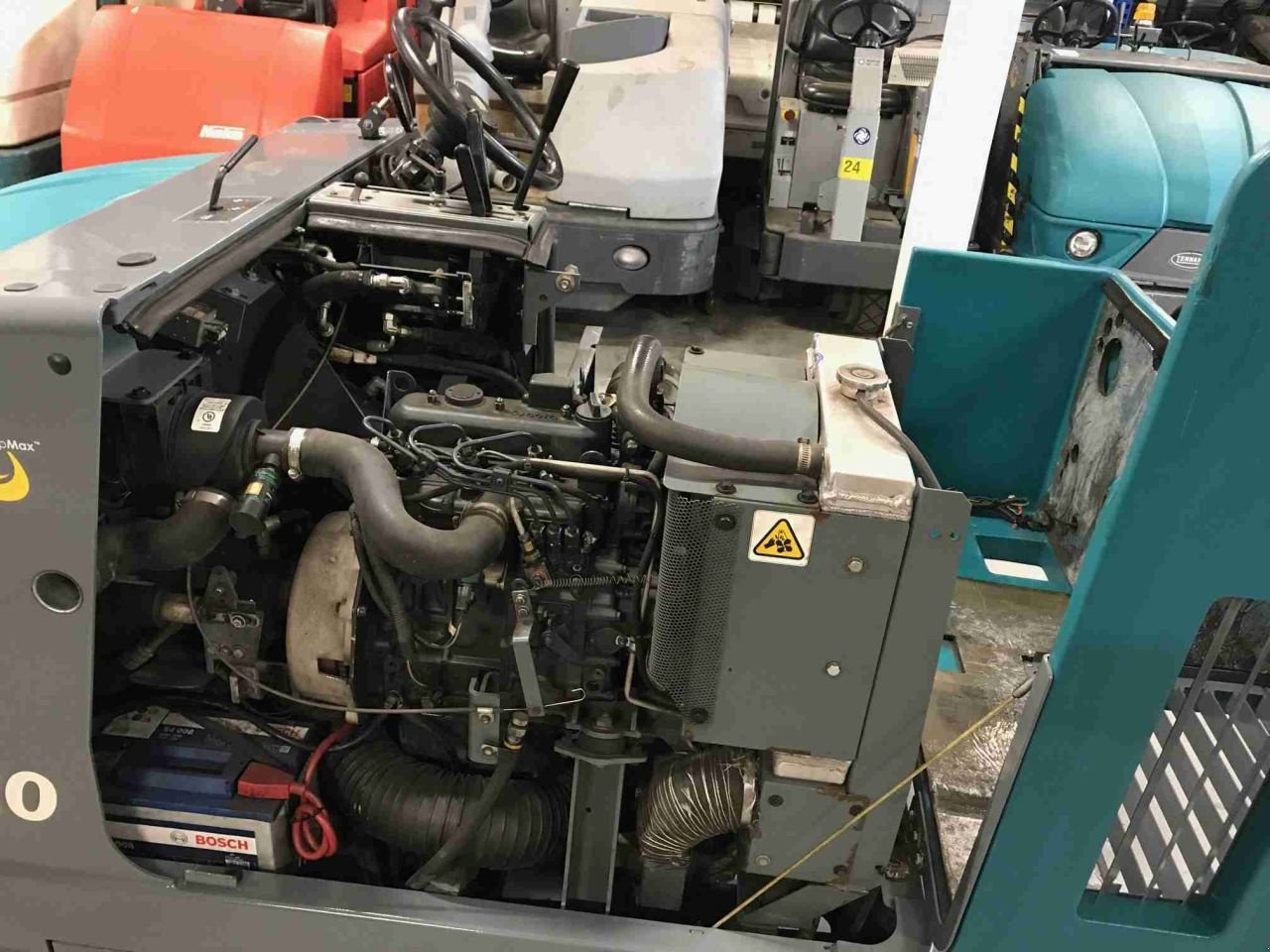 Kehrmaschine du type Tennant -, Gebrauchtmaschine en Barneveld (Photo 7)