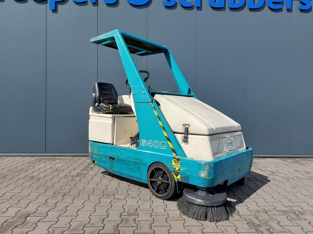 Kehrmaschine van het type Tennant 6400, Gebrauchtmaschine in Barneveld (Foto 1)