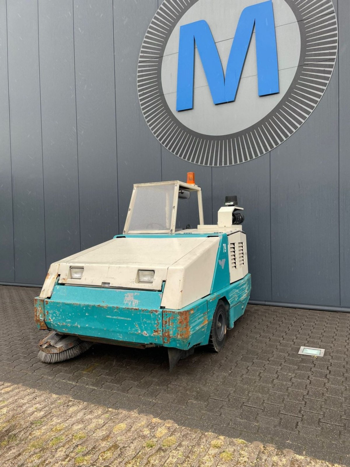 Kehrmaschine van het type Tennant 800, Gebrauchtmaschine in Barneveld (Foto 3)