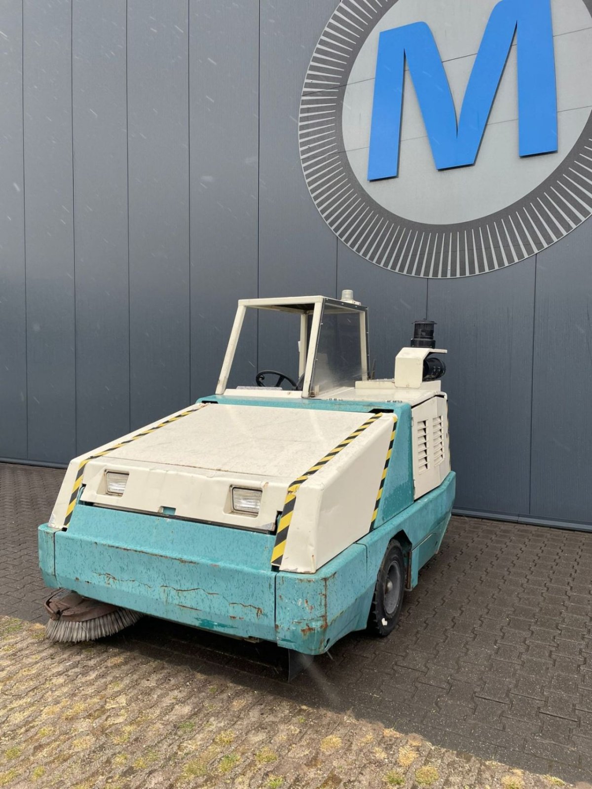 Kehrmaschine van het type Tennant 800, Gebrauchtmaschine in Barneveld (Foto 3)