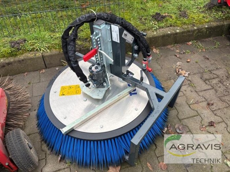 Kehrmaschine van het type Tuchel KEHRBESEN, Neumaschine in Ladbergen (Foto 1)