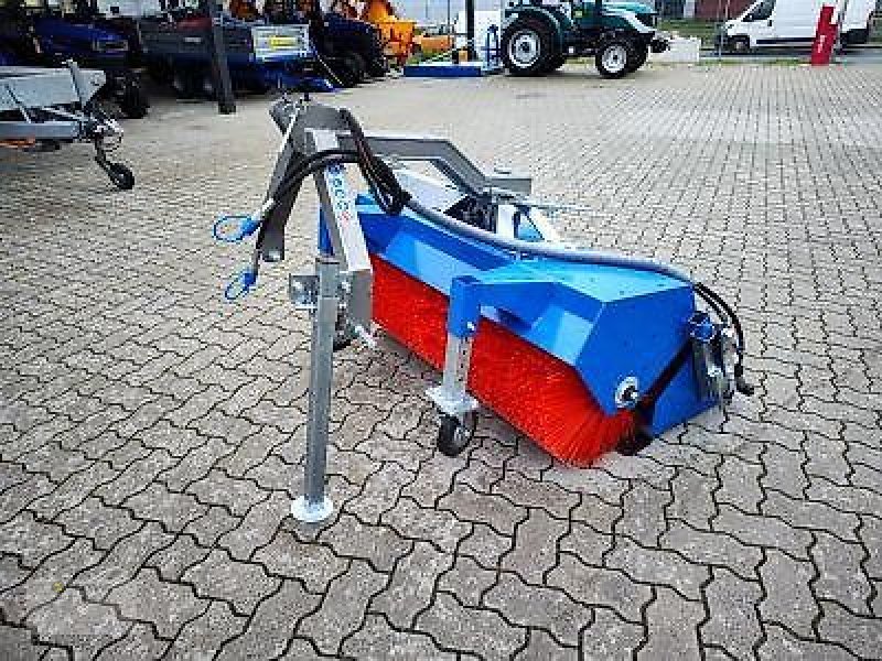 Kehrmaschine del tipo Vemac Kehrmaschine FM160 160cm Kehrbesen Bürste Traktor Zapfwelle NEU, Neumaschine In Sülzetal OT Osterweddingen (Immagine 3)