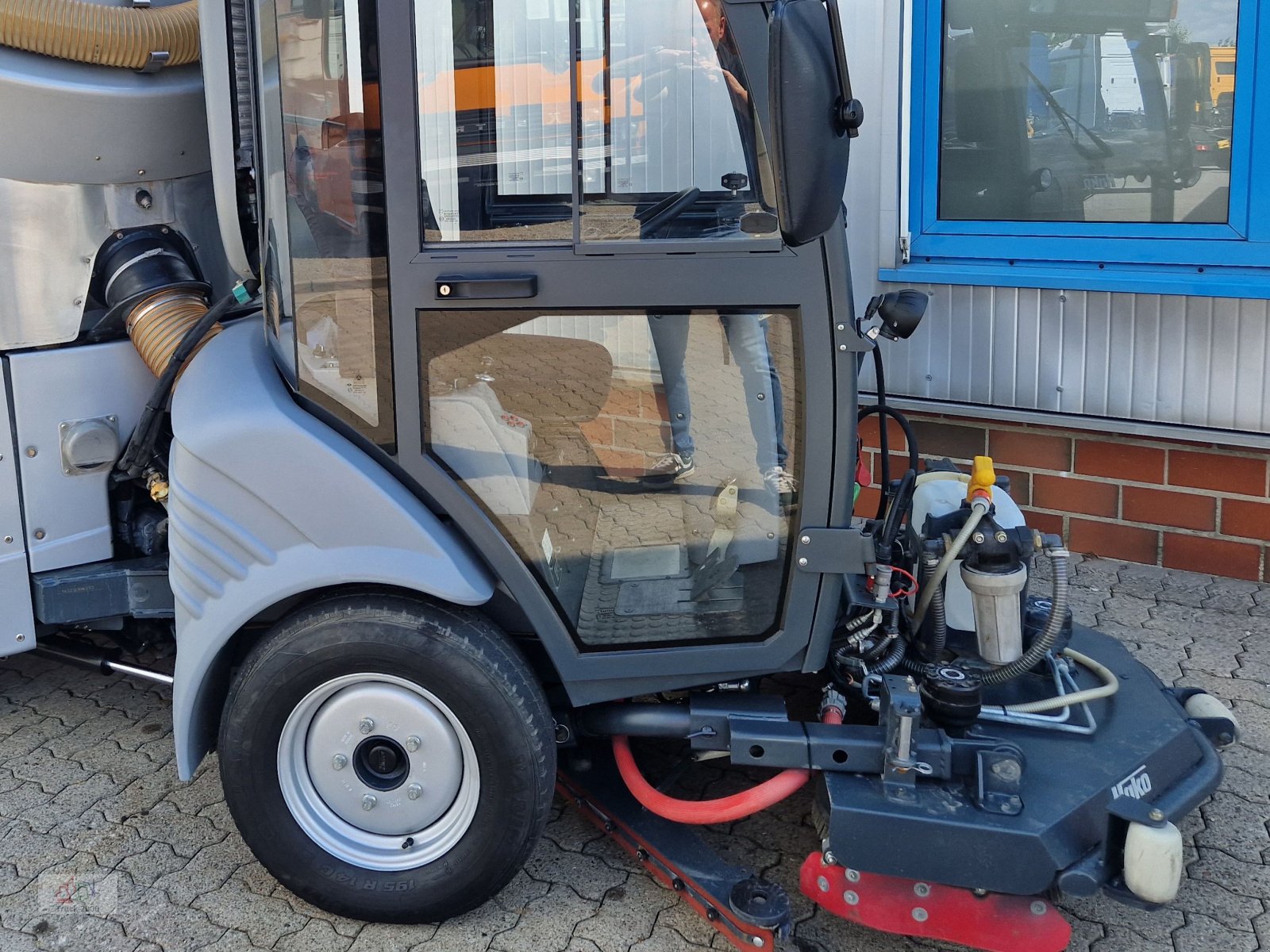 Kehrsaugmaschine typu Hako CityCleaner 1200 Schrubbdeck Sauger + HDReiniger, Gebrauchtmaschine v Sottrum (Obrázek 29)