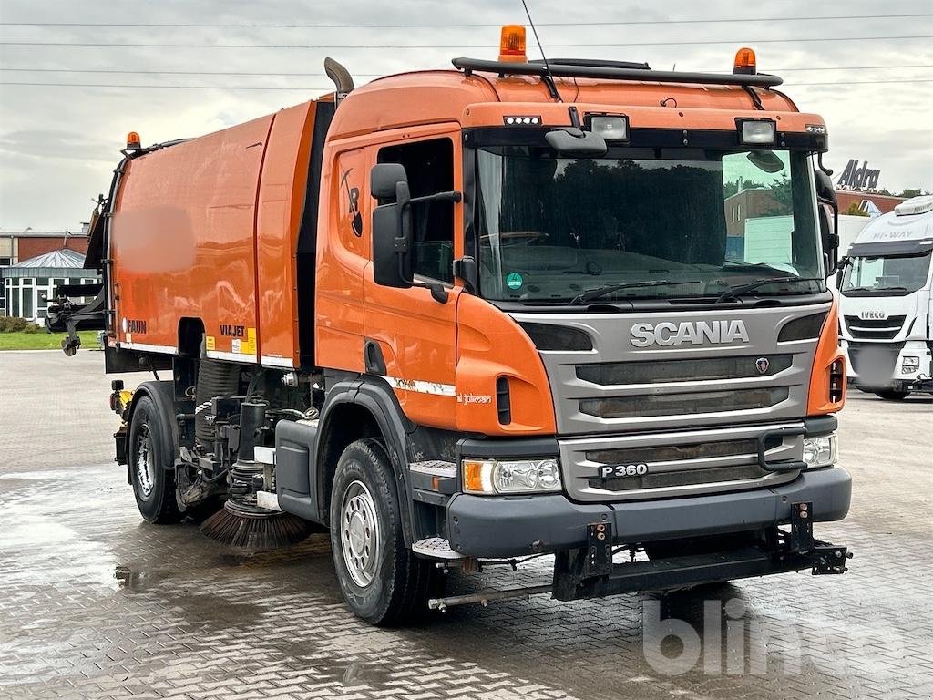 Kehrsaugmaschine van het type Scania Viajet 6R - M, Gebrauchtmaschine in Düsseldorf (Foto 1)