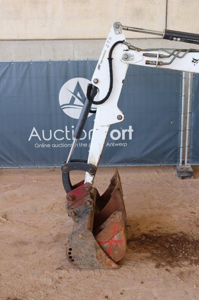 Kettenbagger van het type Bobcat 325G, Gebrauchtmaschine in Antwerpen (Foto 11)