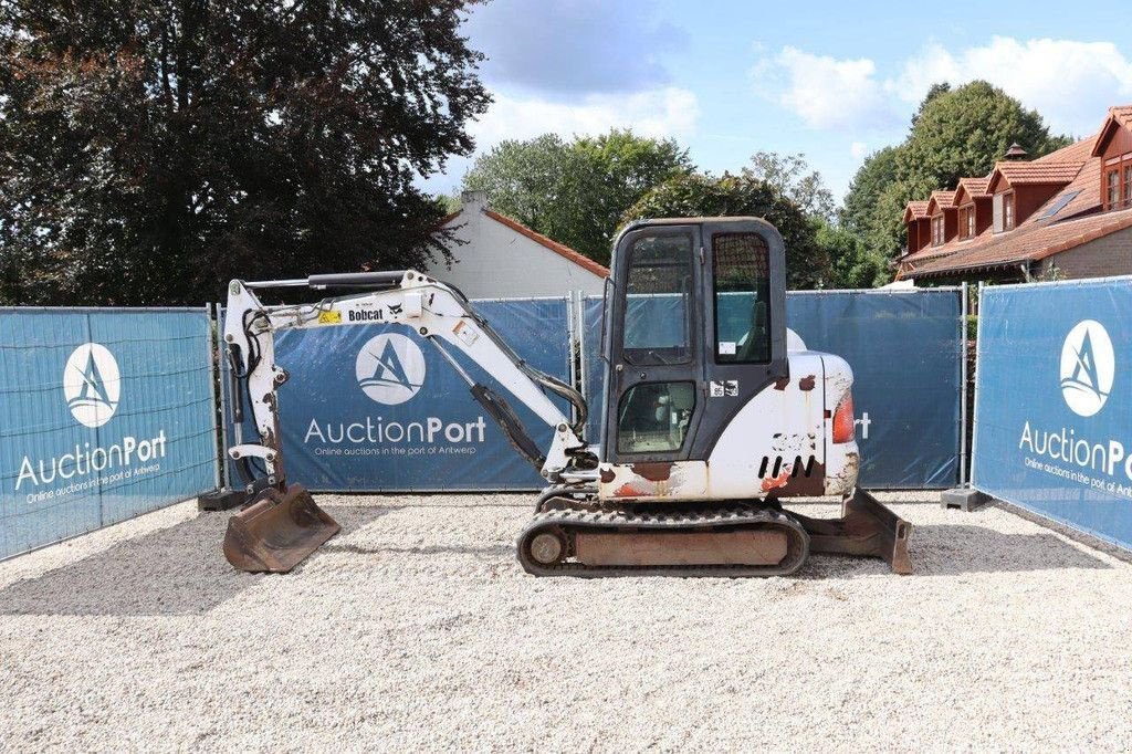 Kettenbagger of the type Bobcat 331, Gebrauchtmaschine in Antwerpen (Picture 2)