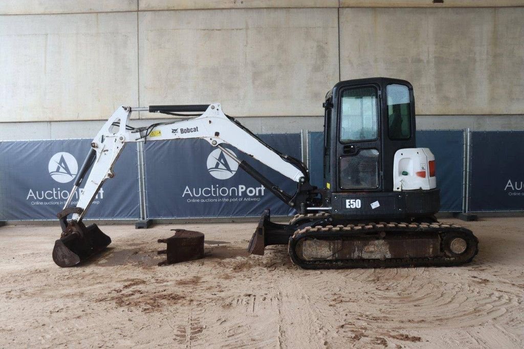 Kettenbagger of the type Bobcat E50 Compact Excavator, Gebrauchtmaschine in Antwerpen (Picture 2)