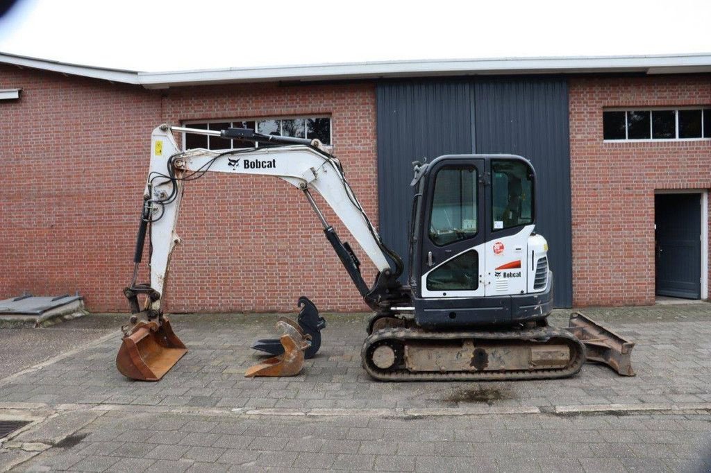 Kettenbagger typu Bobcat E62, Gebrauchtmaschine w Antwerpen (Zdjęcie 2)