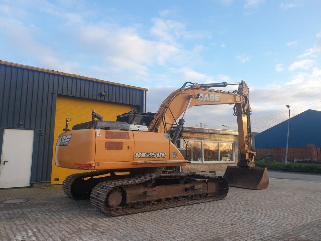 Kettenbagger van het type Case CX250C, Gebrauchtmaschine in Krabbendijke (Foto 5)