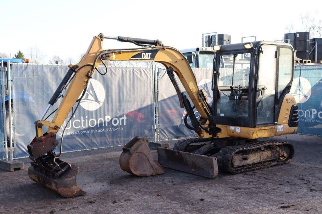 Kettenbagger a típus Caterpillar 302.5, Gebrauchtmaschine ekkor: Antwerpen (Kép 9)