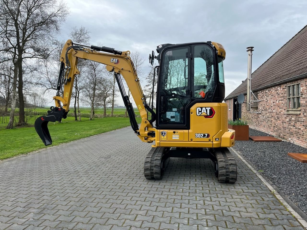 Kettenbagger des Typs Caterpillar 302.7 CR, Gebrauchtmaschine in Nijelamer (Bild 5)