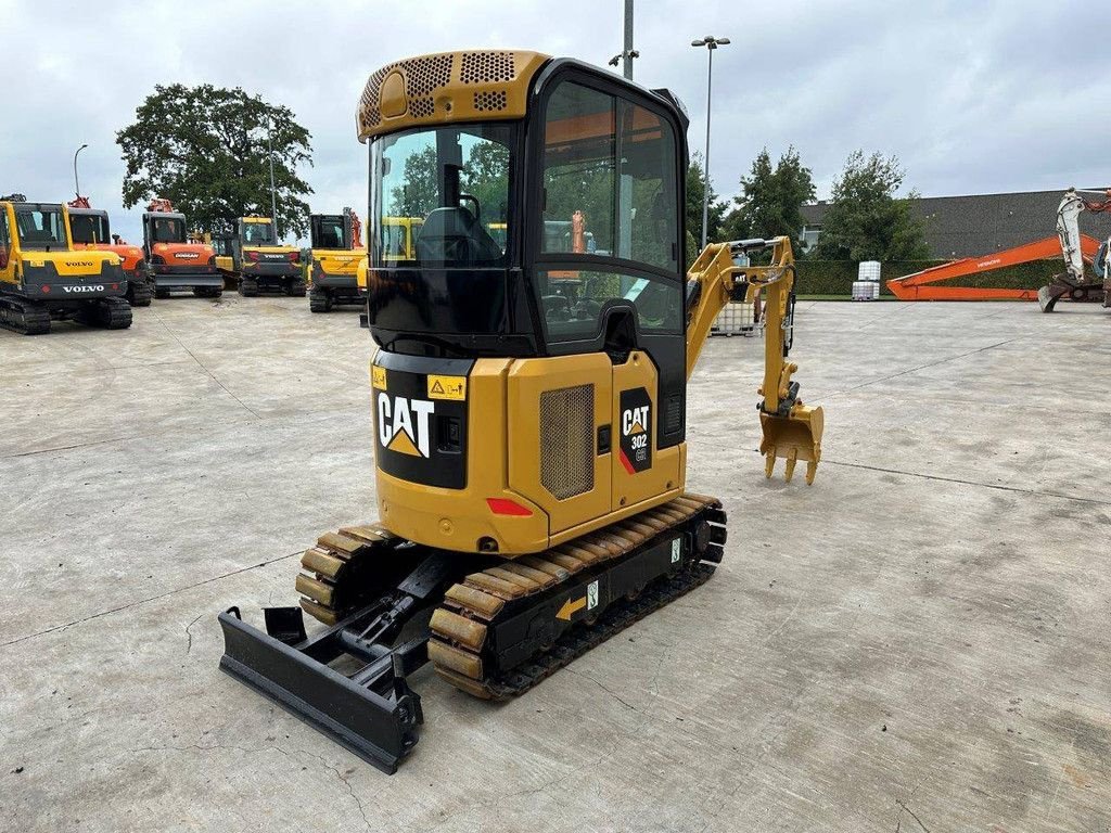 Kettenbagger des Typs Caterpillar 302CR, Gebrauchtmaschine in Antwerpen (Bild 4)