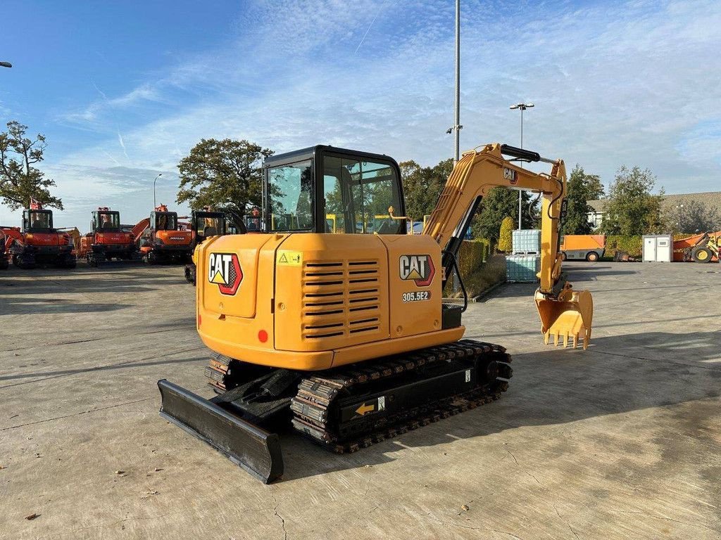 Kettenbagger typu Caterpillar 305.5E2, Gebrauchtmaschine w Antwerpen (Zdjęcie 4)