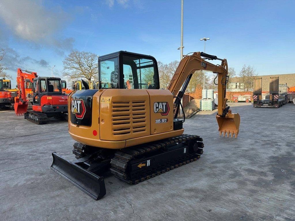 Kettenbagger typu Caterpillar 305.5E2, Gebrauchtmaschine w Antwerpen (Zdjęcie 4)