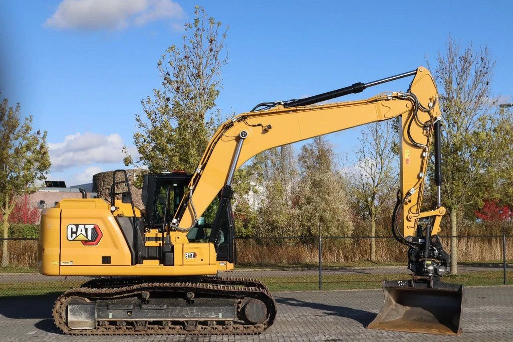 Kettenbagger del tipo Caterpillar 317 07B ROTOTILT 3X BUCKET 648 HOUR FULL OPTION, Gebrauchtmaschine In Marknesse (Immagine 4)