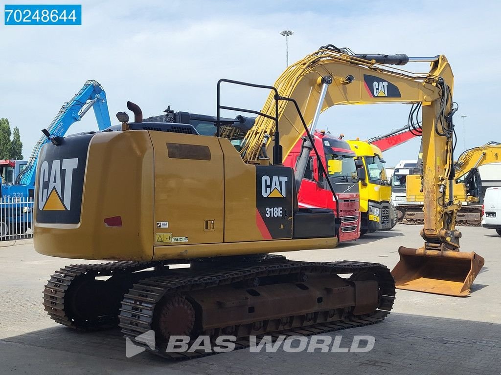 Kettenbagger du type Caterpillar 318 E L NEW TRACKS, Gebrauchtmaschine en Veghel (Photo 5)