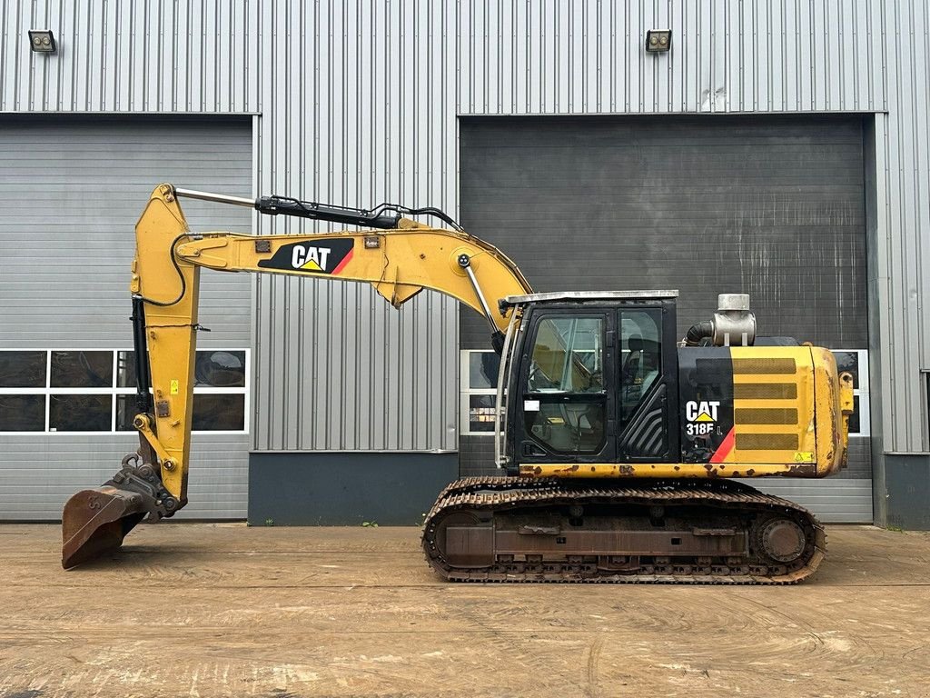 Kettenbagger tipa Caterpillar 318F L / CE certified / Low hours, Gebrauchtmaschine u Velddriel (Slika 1)