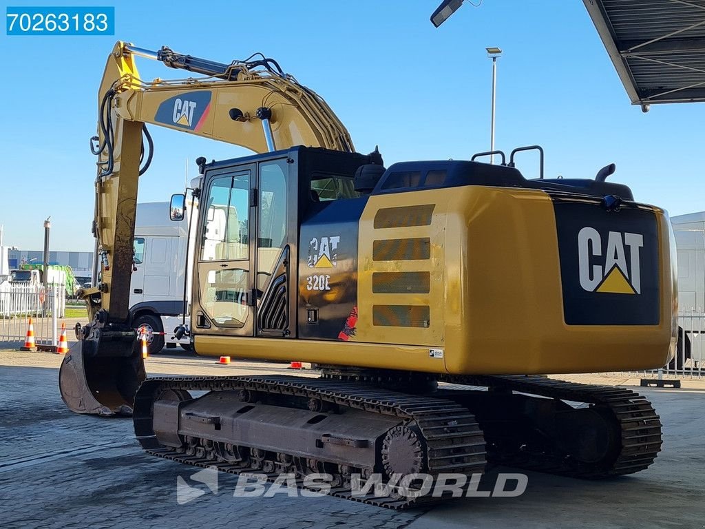 Kettenbagger del tipo Caterpillar 320 E L, Gebrauchtmaschine In Veghel (Immagine 2)