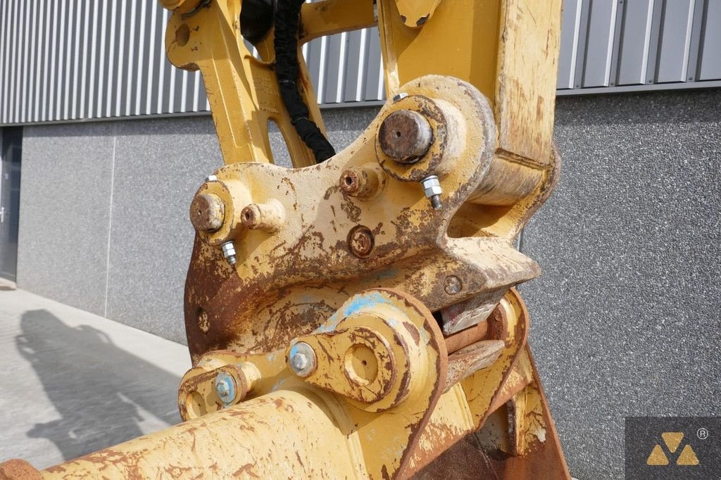 Kettenbagger del tipo Caterpillar 320, Gebrauchtmaschine en Zevenbergen (Imagen 11)