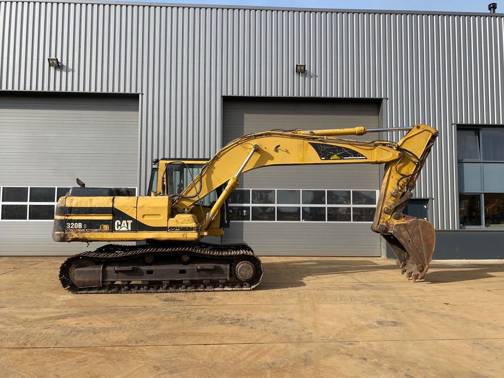 Kettenbagger van het type Caterpillar 320B, Gebrauchtmaschine in Velddriel (Foto 4)