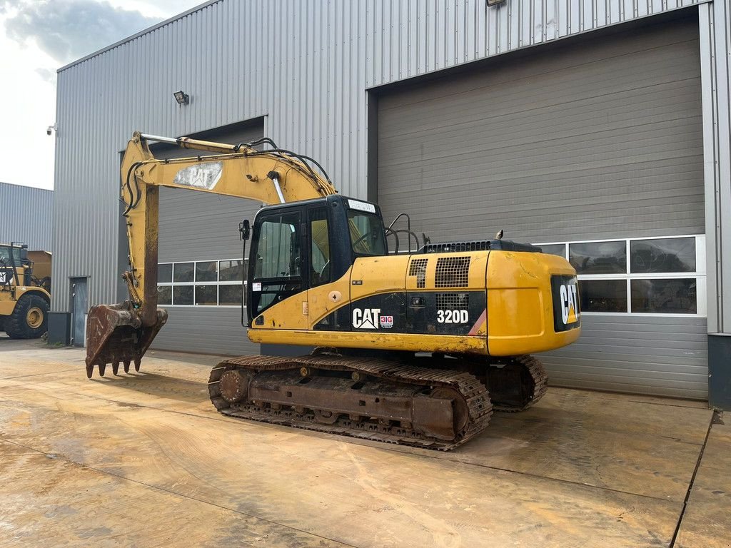 Kettenbagger del tipo Caterpillar 320D - bucket with teeth, Gebrauchtmaschine en Velddriel (Imagen 3)