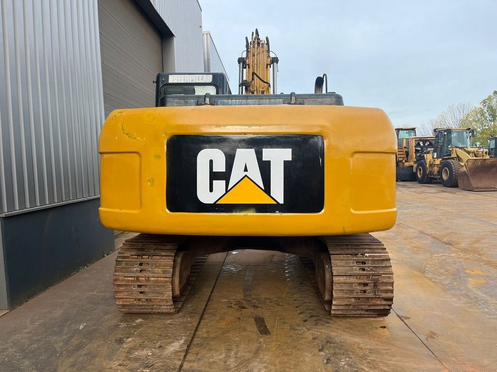 Kettenbagger del tipo Caterpillar 320D - bucket with teeth, Gebrauchtmaschine en Velddriel (Imagen 4)