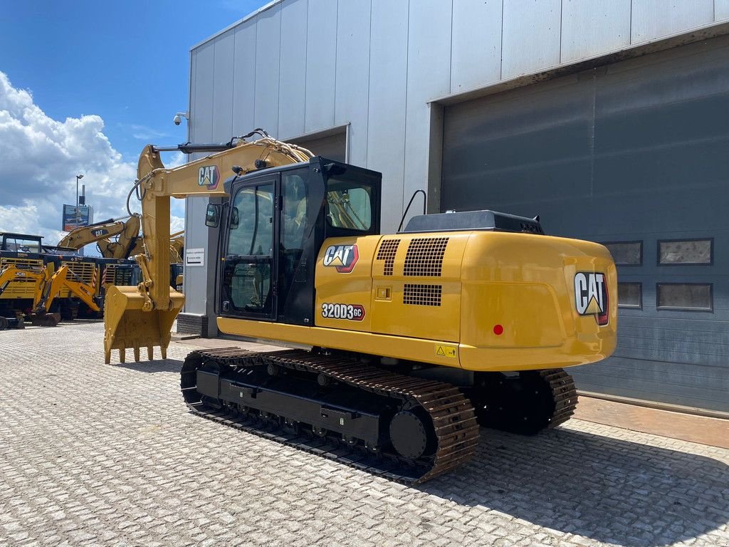 Kettenbagger des Typs Caterpillar 320D3 GC, Neumaschine in Velddriel (Bild 2)